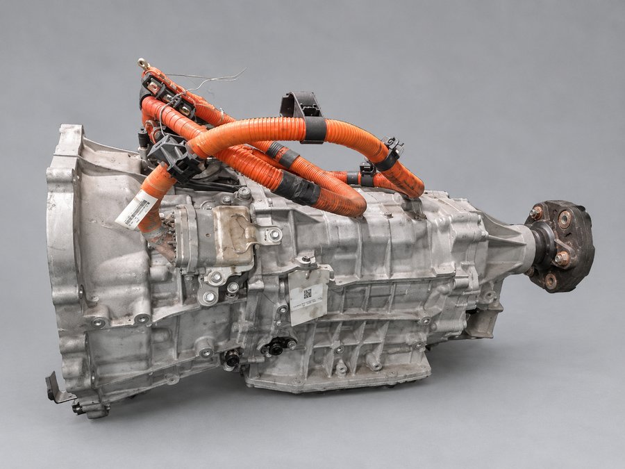 Lexus L210 (eCVT)