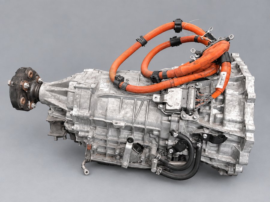 Lexus L210F (eCVT)