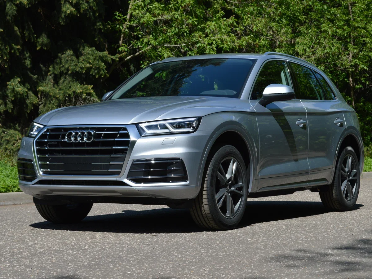 Audi Q5 FY — фото поколения
