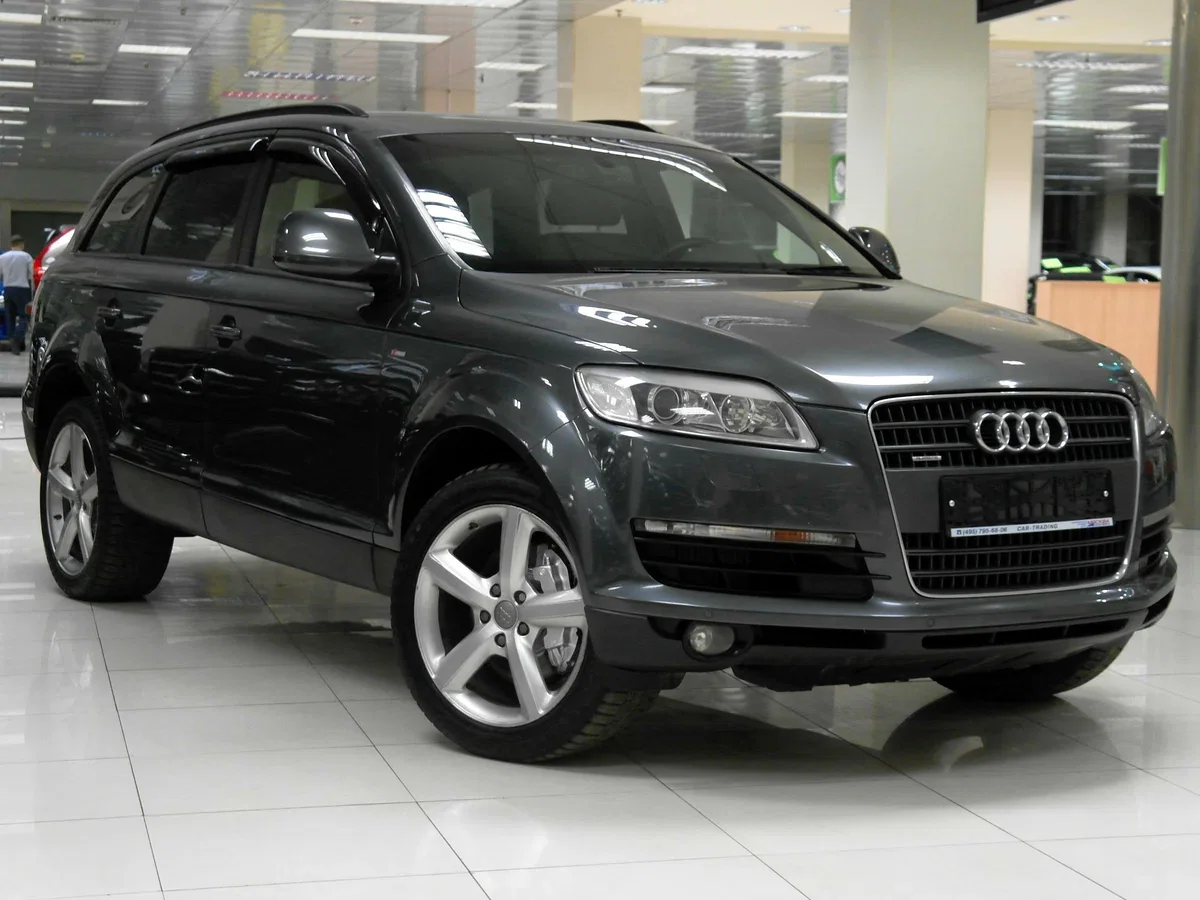 Audi Q7 4L — фото поколения