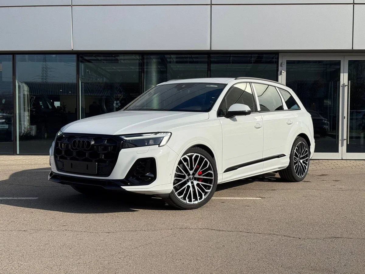 Audi Q7 4M — фото поколения