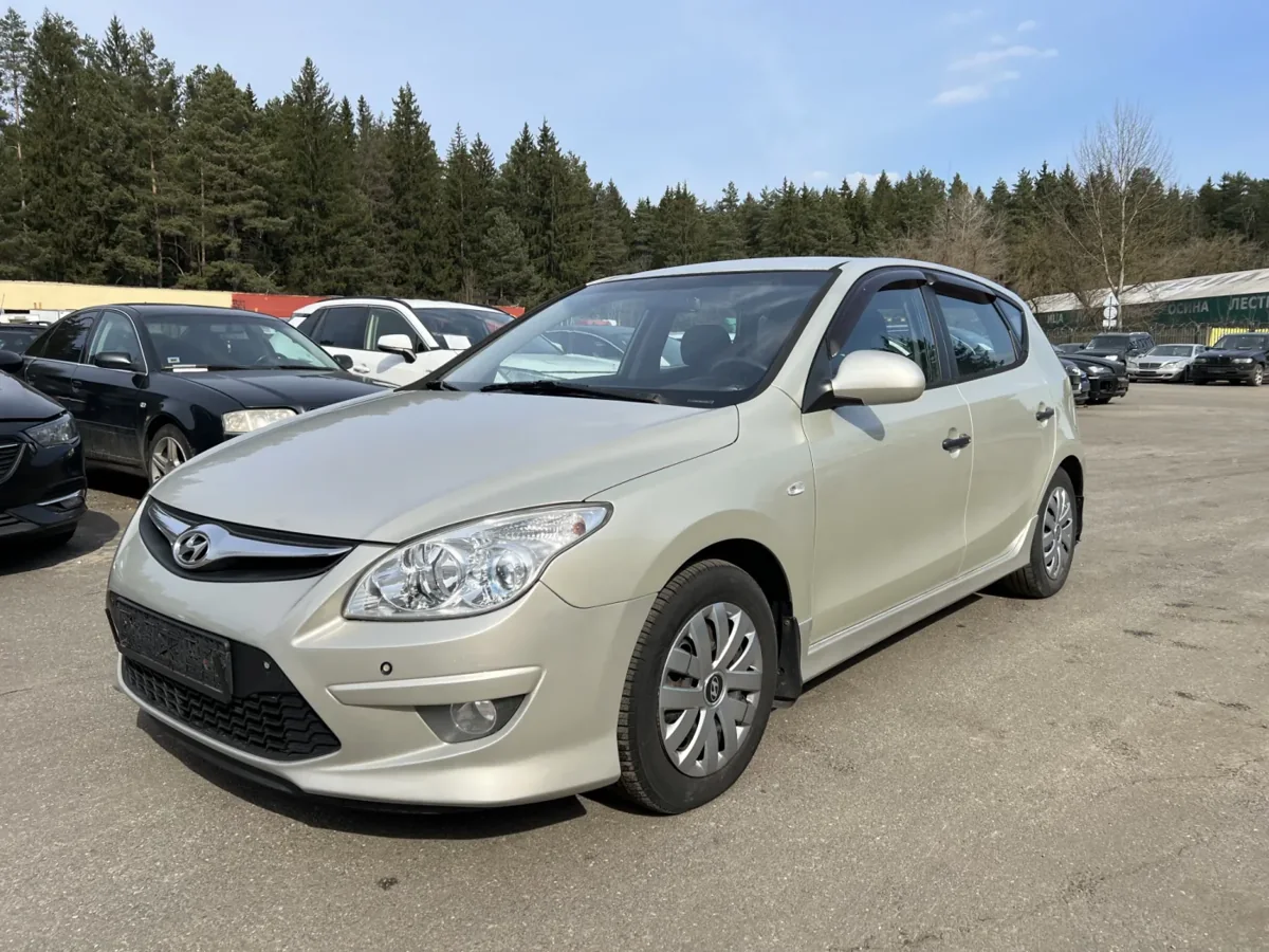Hyundai i30 FD — фото поколения
