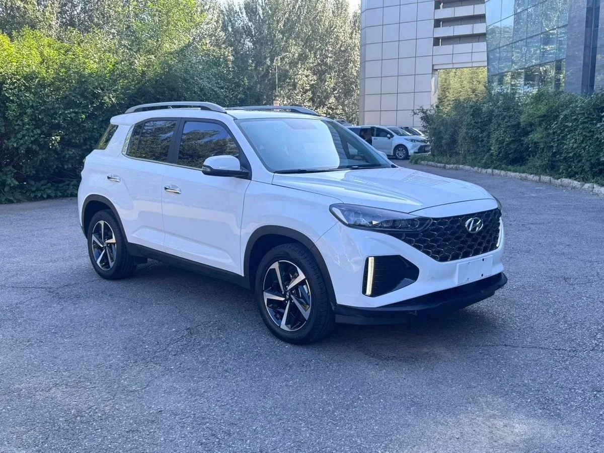Hyundai ix35 — фото поколения
