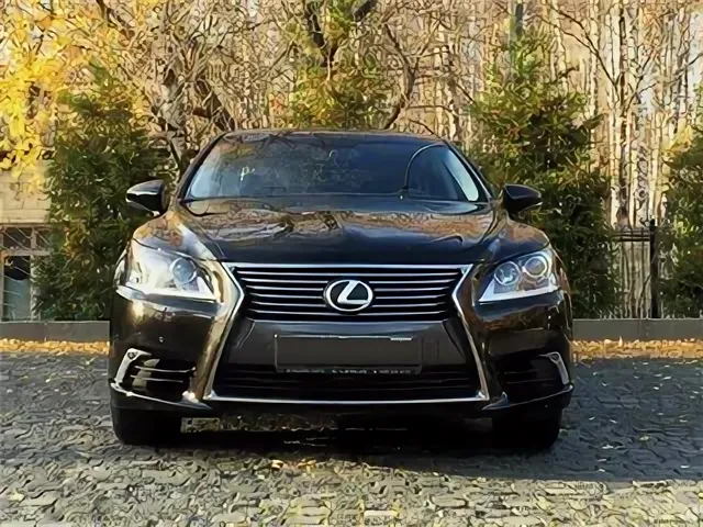 Lexus LS XF40 — фото поколения