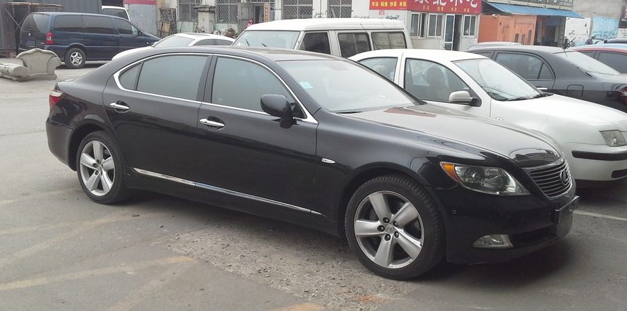 Lexus LS XF40 — фото поколения