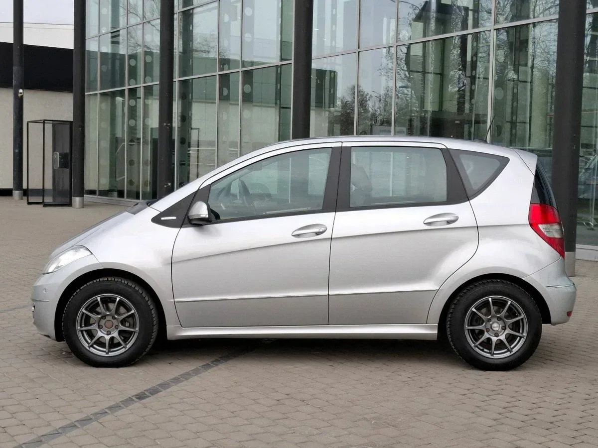 Mercedes-Benz A-класс W169 — фото поколения