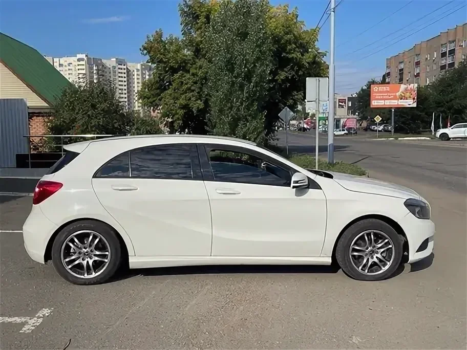 Mercedes-Benz A-класс W176 — фото поколения