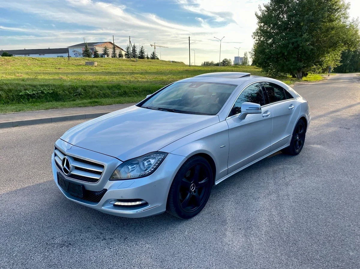 Mercedes-Benz CLS C218 — фото поколения