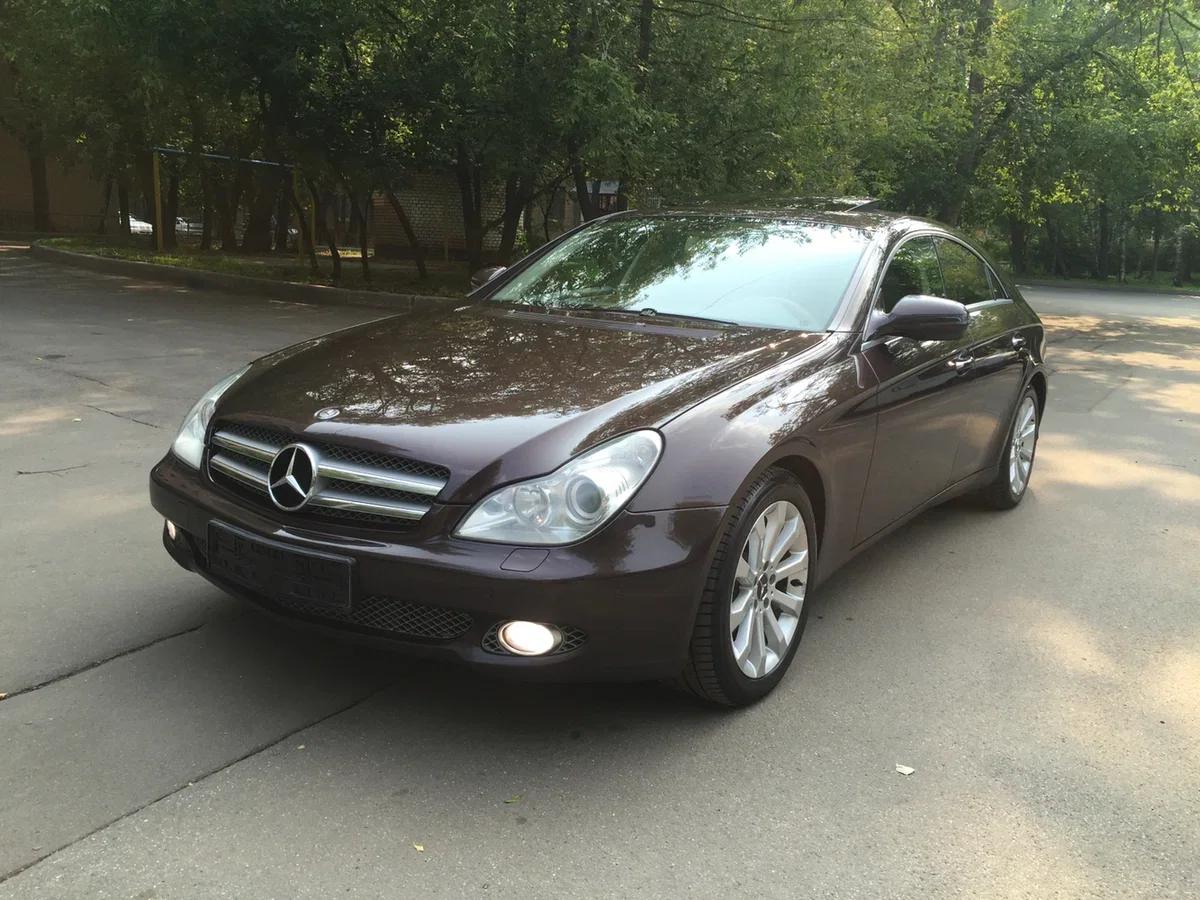 Mercedes-Benz CLS C219 — фото поколения