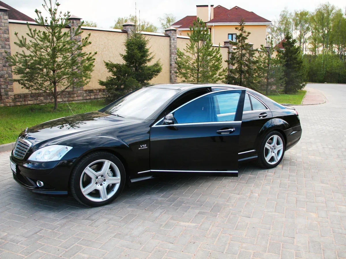 Mercedes-Benz S-класс W221 — фото поколения