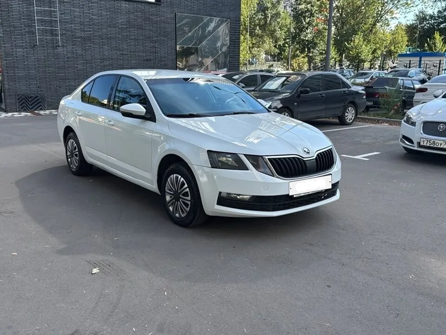 Skoda Octavia A7 — фото поколения