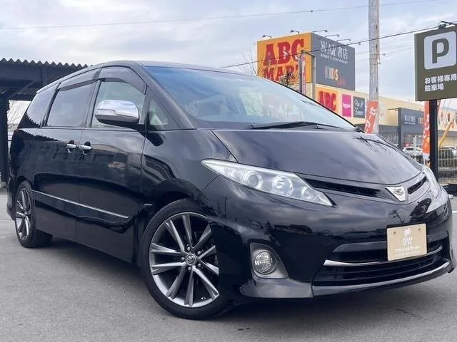 Toyota Estima XR50 — фото поколения