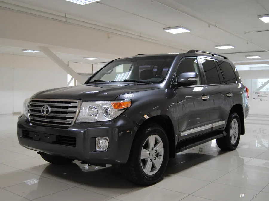 Toyota Land Cruiser 200 рестайлинг
