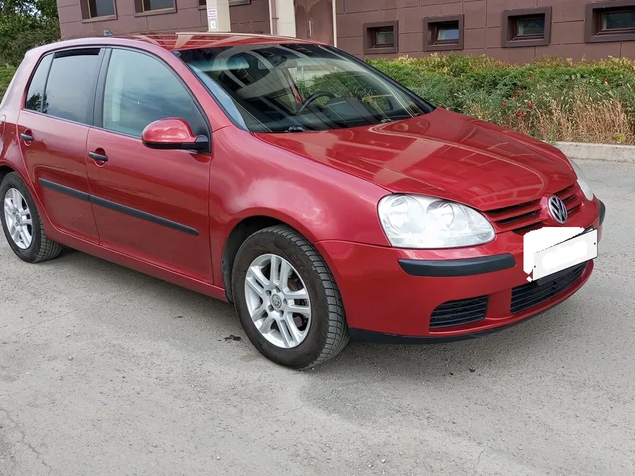 Volkswagen Golf V (1K) — фото поколения