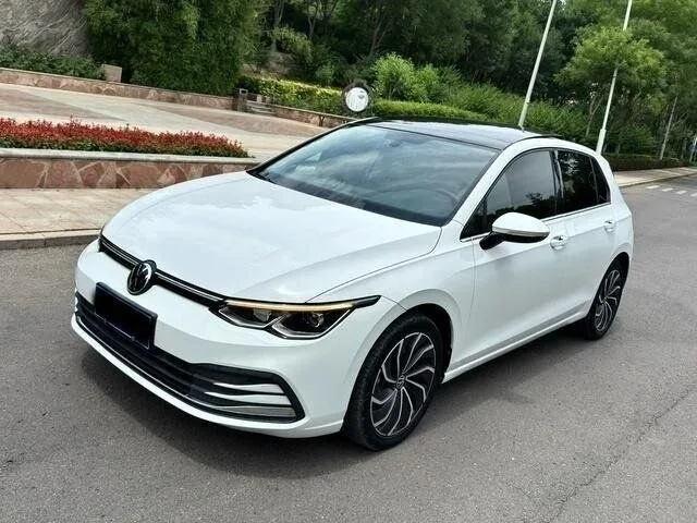 Volkswagen Golf VIII (CD) — фото поколения