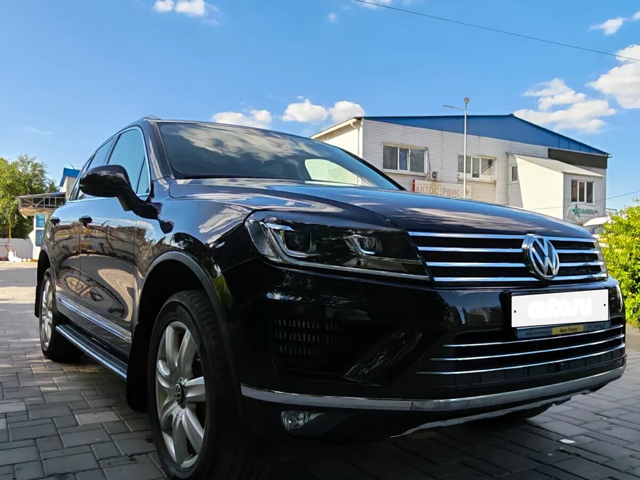 Volkswagen Touareg II (7P) — фото поколения