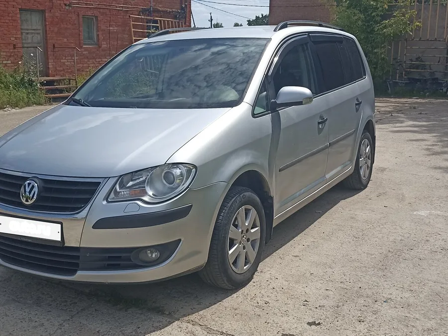 Volkswagen Touran I (1T) — фото поколения